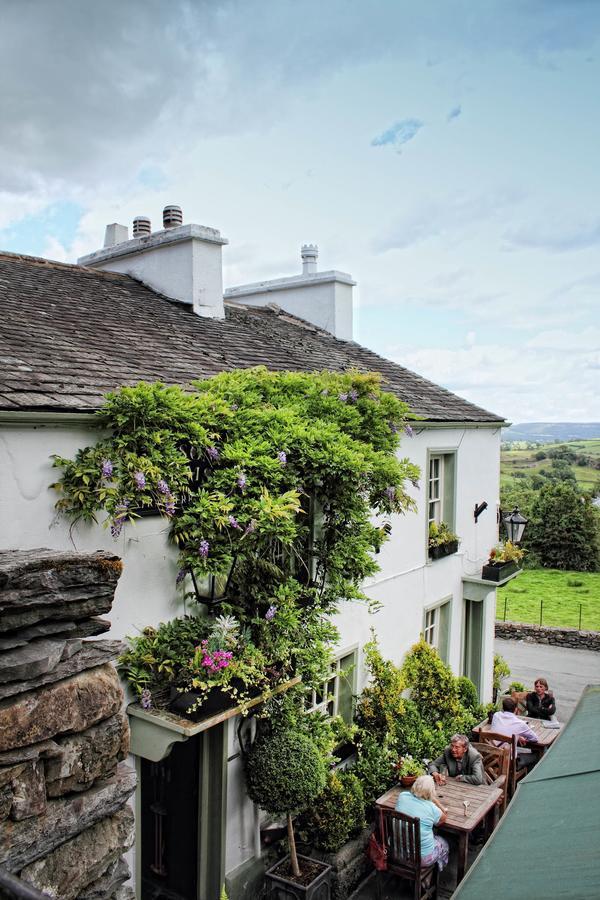 Mason'S Arms Hotel Bowland Bridge Exterior photo