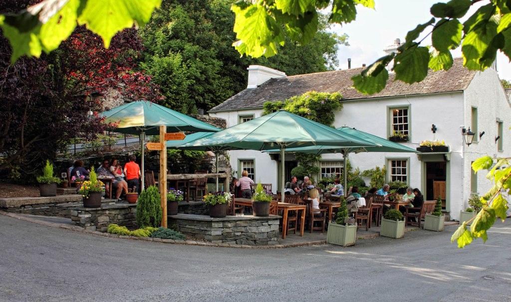 Mason'S Arms Hotel Bowland Bridge Exterior photo